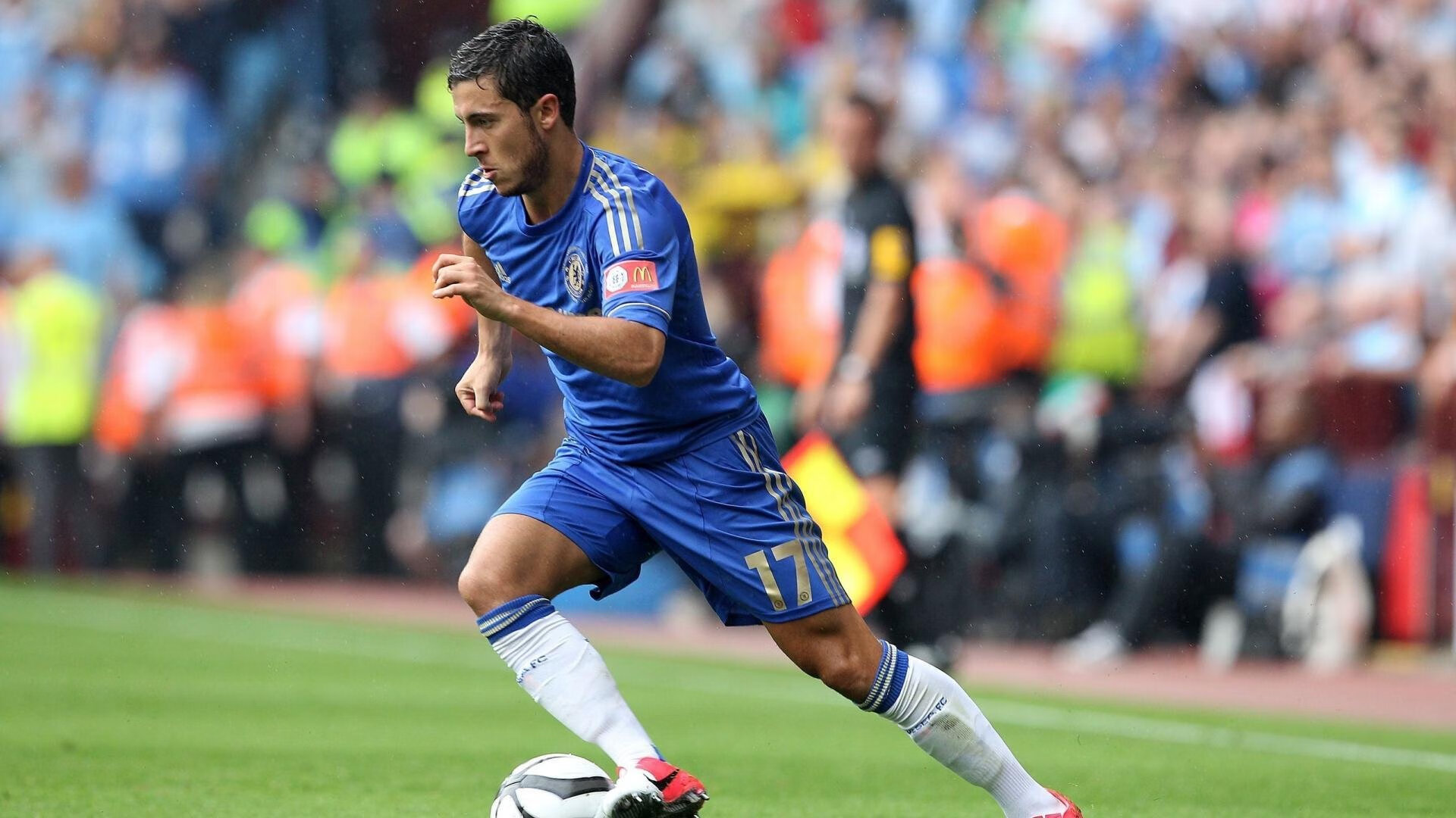 德国女子场地自行车选手在竞速赛中获得第七名，德国自行车展2019